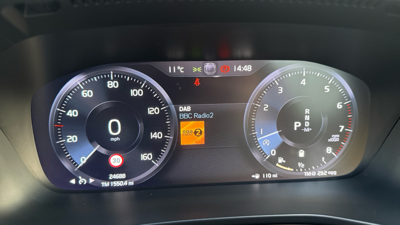 Volvo Xc40 2.0 B4P R DESIGN Pro 5dr Auto Petrol Estate